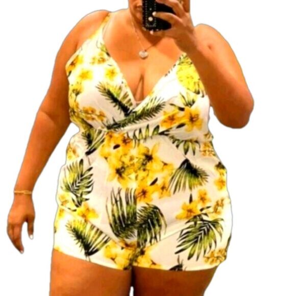 Pants - 𝅺brand NEW WOMEN'S TROPICAL PRINTED ROMPER SZ 0X(12)